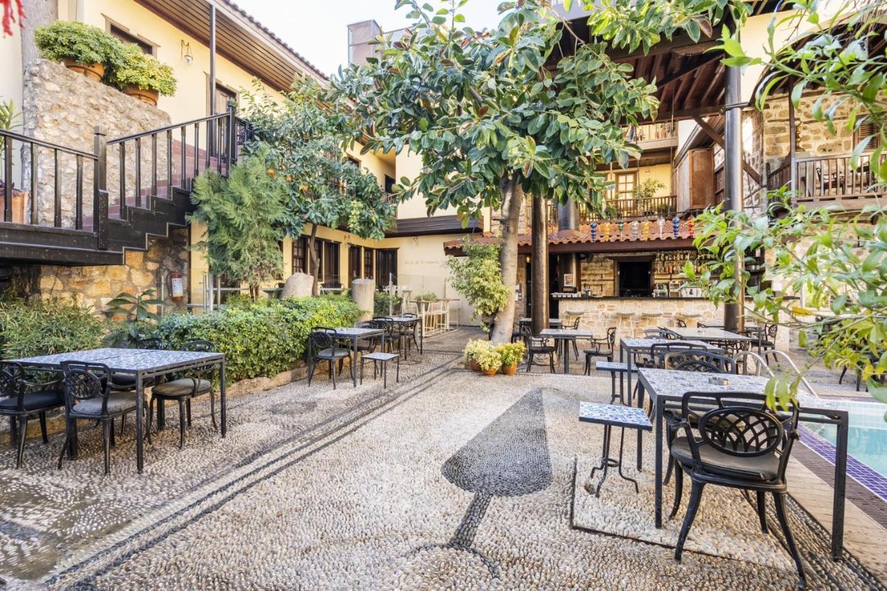 Ferienwohnung Lovely Studio Flat Near Hadrians Gate Antalya Exterior foto